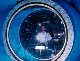 Atlantis Submarine-Descubre el océano como nunca antes en un verdadero submarino