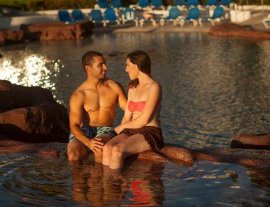 El Cid Resorts-Elegancia frente a la brisa del mar en Hotel Mazatlán 
