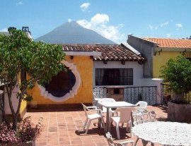Hotel Posada Don Valentino-A beautiful Hotel surrounded by gardens
