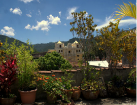 Hotel Casa Cristina-Rodéate de paisajes impresionantes y comodidad mientras te relajas en este bello hotel