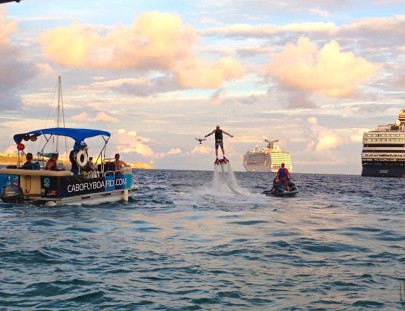Cabo Flyboard-Vuela sobre el agua con tu Flyboard