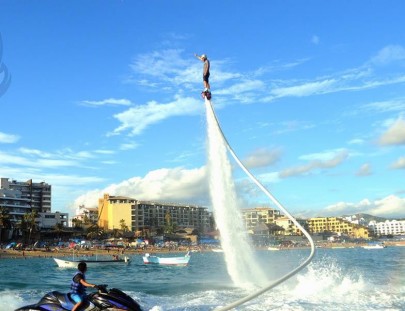 Vuela sobre el agua con tu Flyboard - Cabo FlyBoard