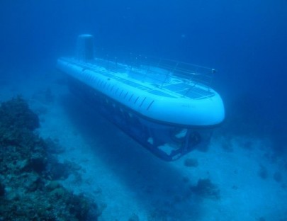 Atlantis Submarine-Descubre el océano como nunca antes en un verdadero submarino