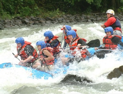 Explora el Rio Pacuare en uno o dos dias de viaje - Exploradores Outdoors