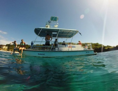 Tour en barco y snorkeling por las aguas cristalinas de Roatan, Bay Islands - Roatan Eco Tour