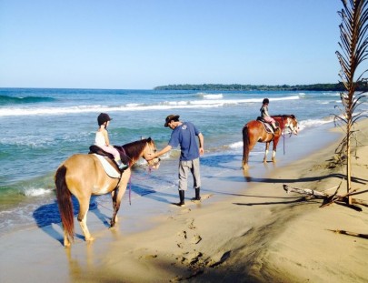 Caribe Horse Riding Club-Enjoy a Horseback Riding ride on the beaches of Puerto Viejo