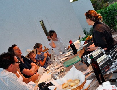 Cristina Brino-COOK THE FAMOUS ARGENTINIAN EMPANADAS